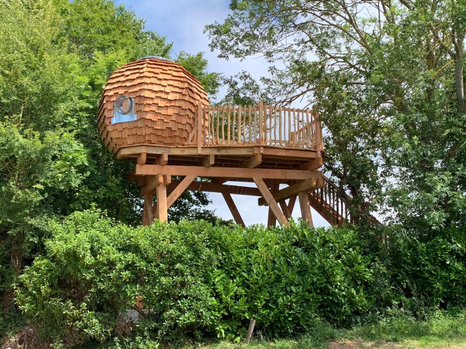 La Ville Es Renais - Ferme Et Maison D'Hotes Insolite Erquy Exteriör bild