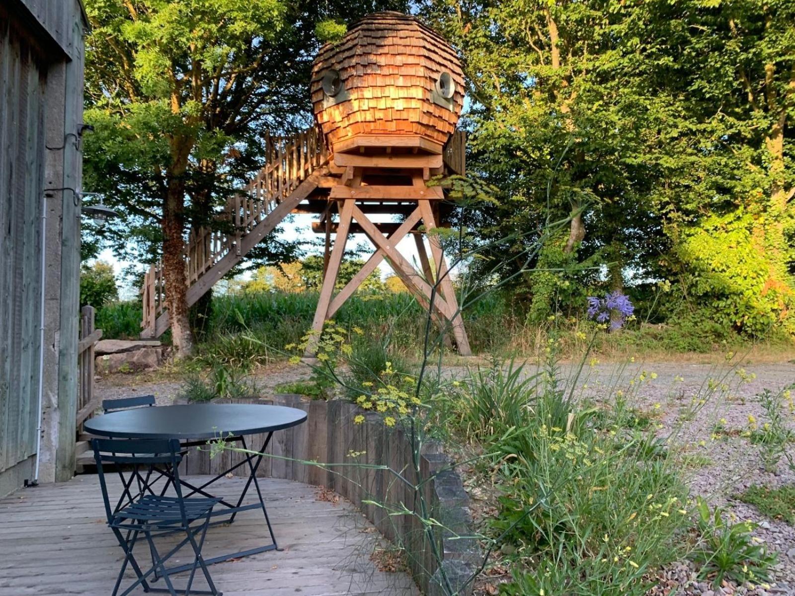 La Ville Es Renais - Ferme Et Maison D'Hotes Insolite Erquy Exteriör bild