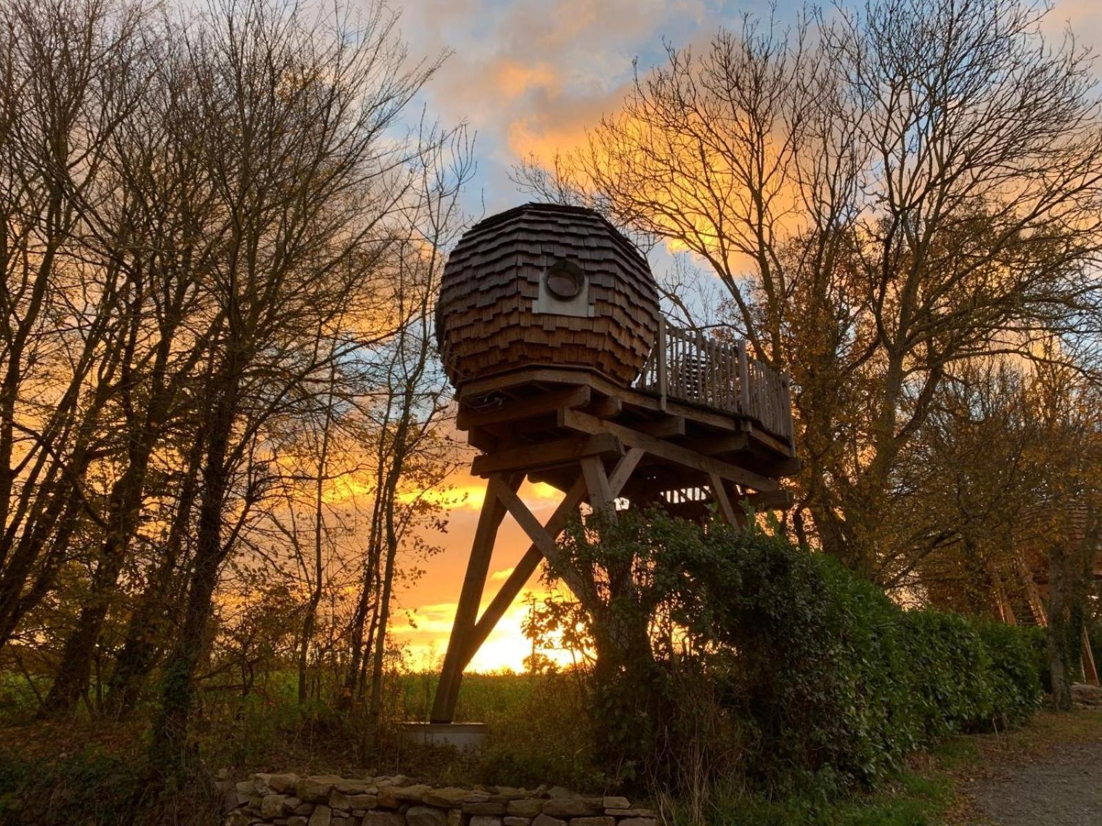 La Ville Es Renais - Ferme Et Maison D'Hotes Insolite Erquy Exteriör bild